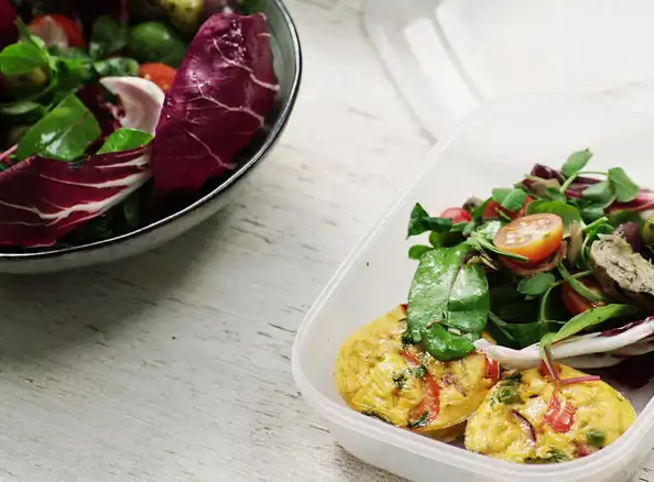 Mini Chorizo and
PERi-PERi Frittatas